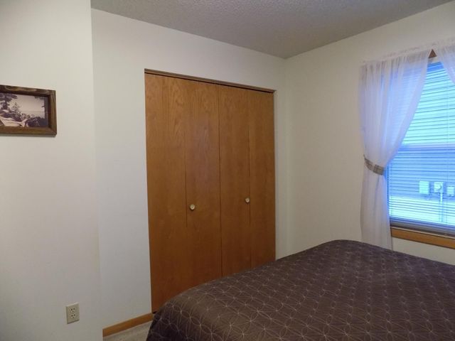 828 Diamond Ridge Lane NW, Rochester, MN 55901