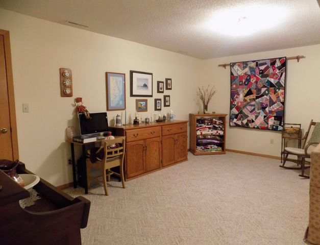 828 Diamond Ridge Lane NW, Rochester, MN 55901