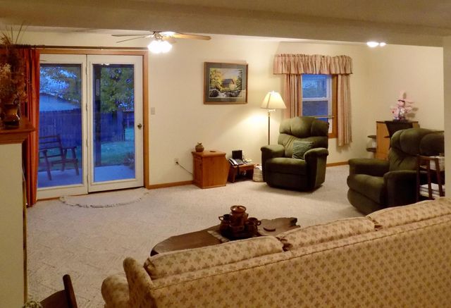 828 Diamond Ridge Lane NW, Rochester, MN 55901