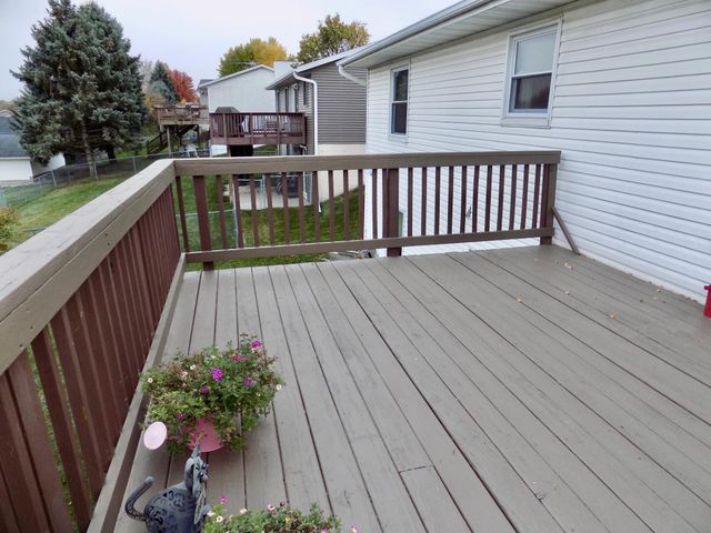 828 Diamond Ridge Lane NW, Rochester, MN 55901