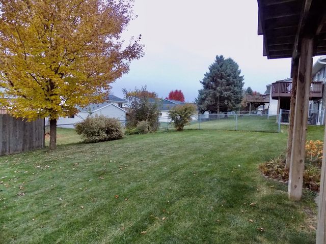 828 Diamond Ridge Lane NW, Rochester, MN 55901