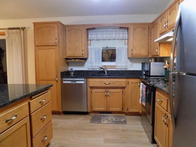 828 Diamond Ridge Lane NW, Rochester, MN 55901