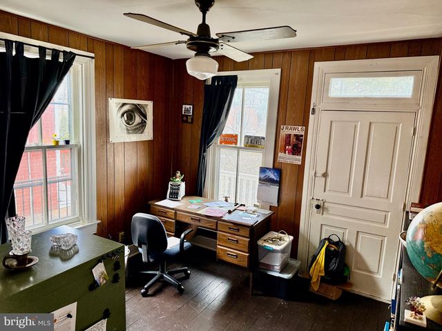 1015 S QUEEN ST, York, PA 17403