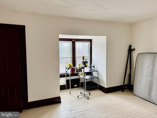 1015 S QUEEN ST, York, PA 17403