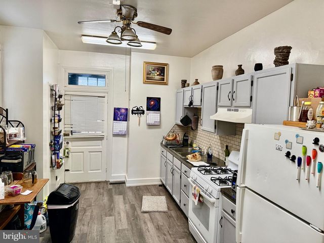 1015 S QUEEN ST, York, PA 17403