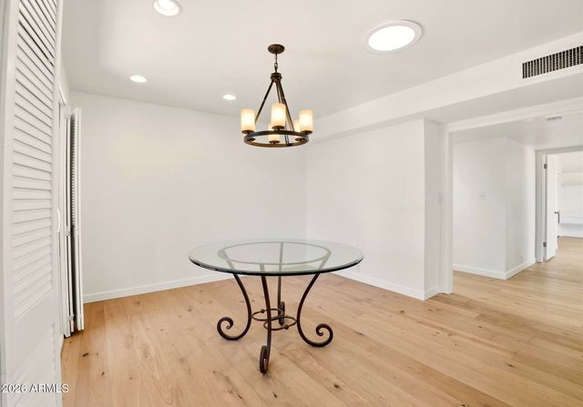 4800 N 68TH Street 217, Scottsdale, AZ 85251