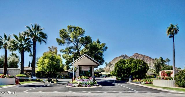 4800 N 68TH Street 217, Scottsdale, AZ 85251