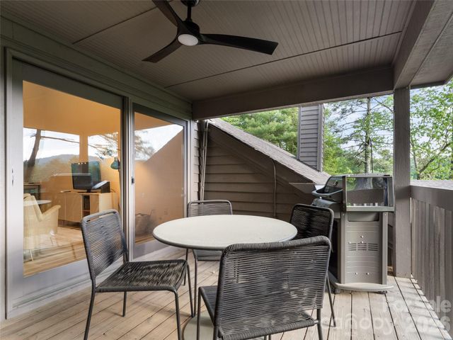 144 Racquet Club Villas Drive, Sapphire, NC 28774