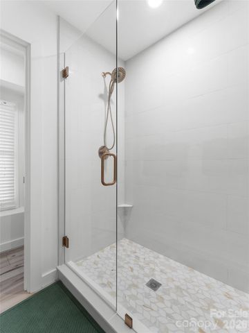 144 Racquet Club Villas Drive, Sapphire, NC 28774