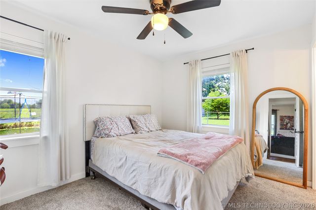 100 W Linda Street, Sapulpa, OK 74066