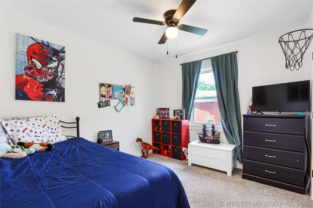 100 W Linda Street, Sapulpa, OK 74066