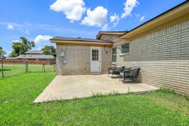 100 W Linda Street, Sapulpa, OK 74066