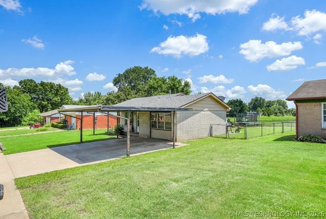 100 W Linda Street, Sapulpa, OK 74066