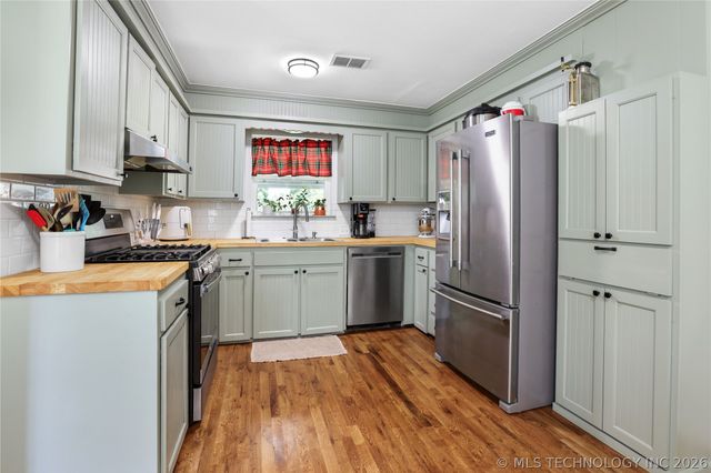 100 W Linda Street, Sapulpa, OK 74066