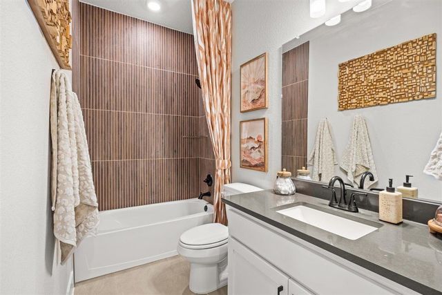 194 Kapok ST, Buda, TX 78610