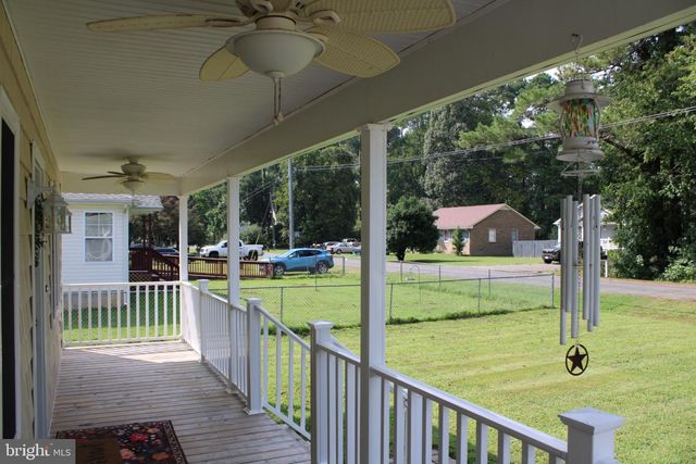 41 MOUNT VERNON DR, Colonial Beach, VA 22443