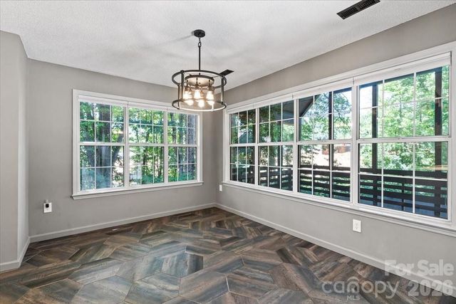 100 Diamond Drive, Mooresville, NC 28117