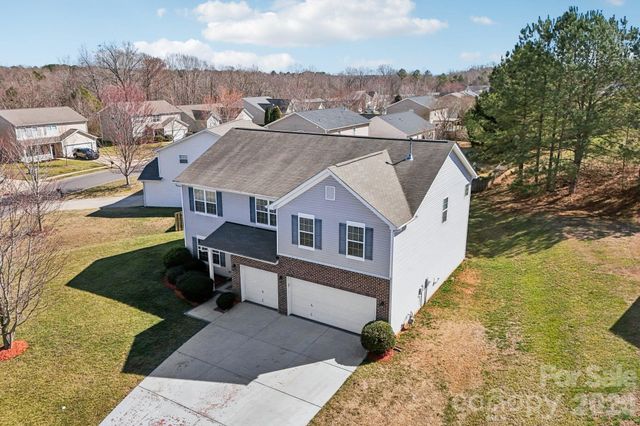 10229 Highland Creek Circle, Fort Mill, SC 29707