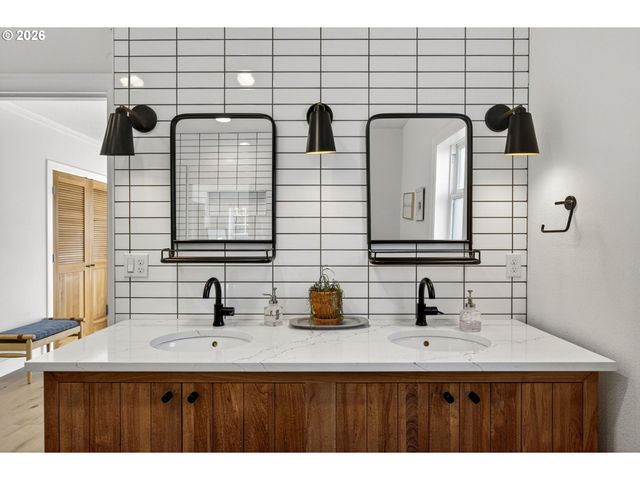 3734 Se REX St, Portland, OR 97202