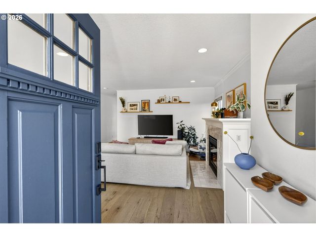 3734 Se REX St, Portland, OR 97202