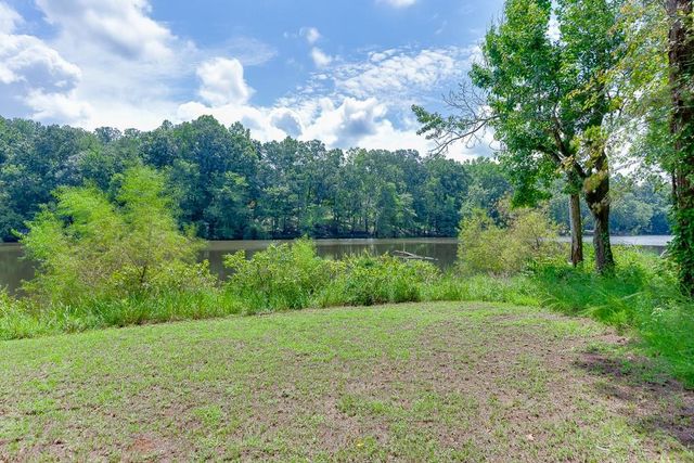 2930 Aquitania Lane, Cumming, GA 30040