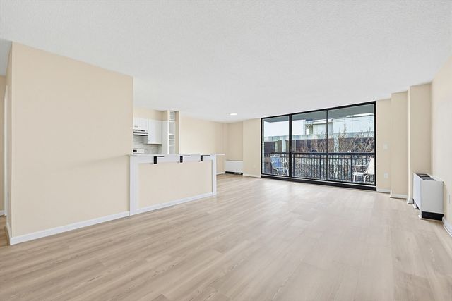 50 Longwood Ave 718, Brookline, MA 02446