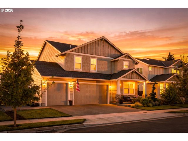 1746 N HYSSOP St, Canby, OR 97013