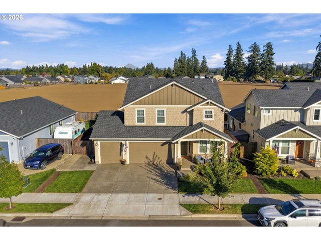 1746 N HYSSOP St, Canby, OR 97013