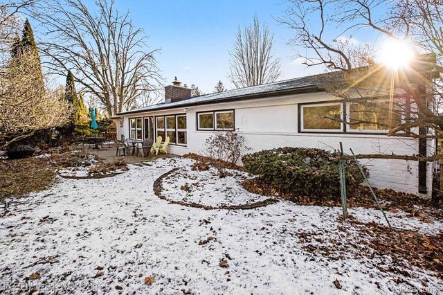 7251 Cottonwood Knoll, West Bloomfield Charter Township, MI 48322