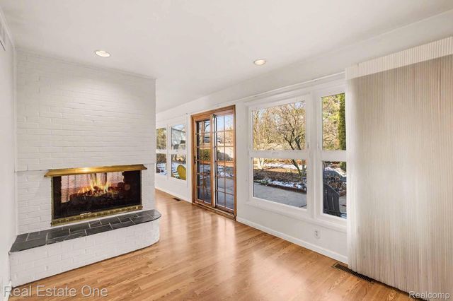 7251 Cottonwood Knoll, West Bloomfield Charter Township, MI 48322