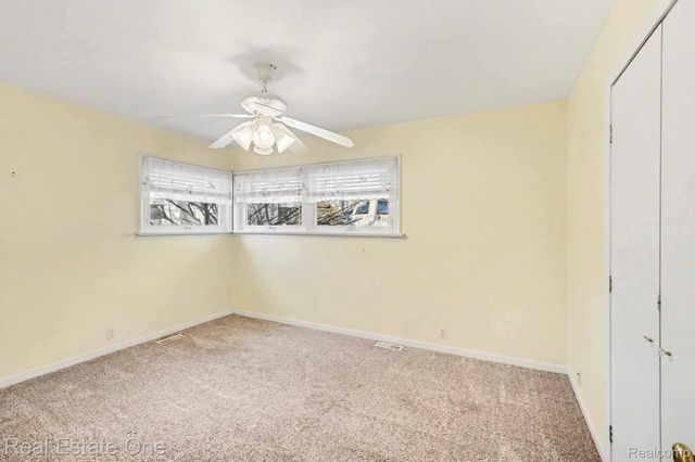 7251 Cottonwood Knoll, West Bloomfield Charter Township, MI 48322