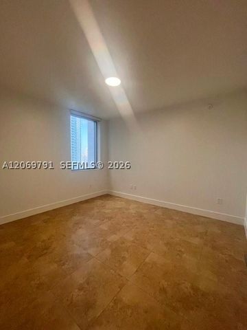 1060 Brickell Ave 2217, Miami, FL 33131
