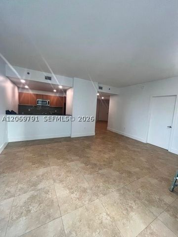 1060 Brickell Ave 2217, Miami, FL 33131