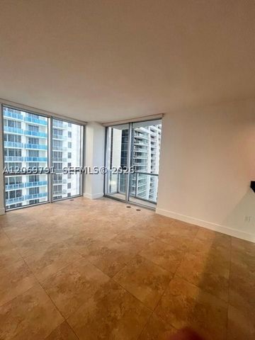 1060 Brickell Ave 2217, Miami, FL 33131