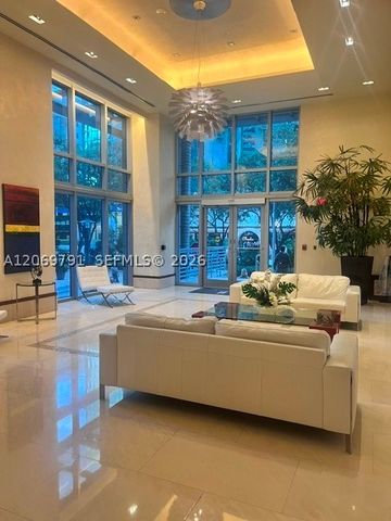 1060 Brickell Ave 2217, Miami, FL 33131