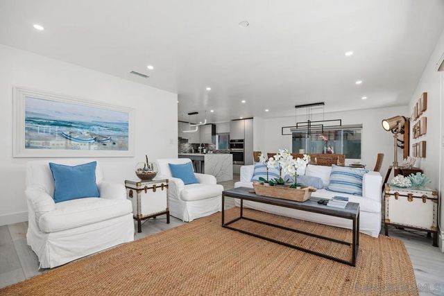 1847 Coast Blvd, Del Mar, CA 92014