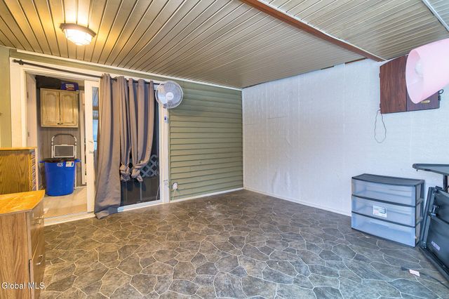 95 Johnston Avenue, Cohoes, NY 12047