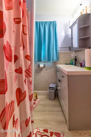 95 Johnston Avenue, Cohoes, NY 12047