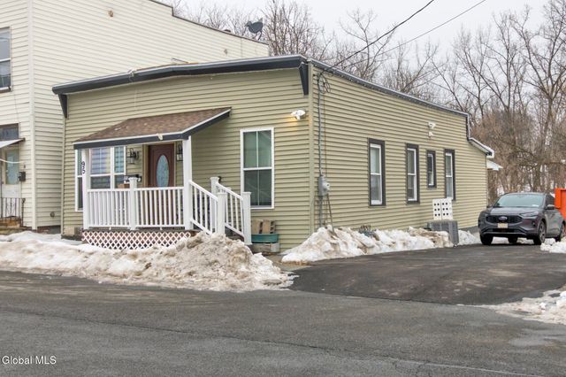 95 Johnston Avenue, Cohoes, NY 12047