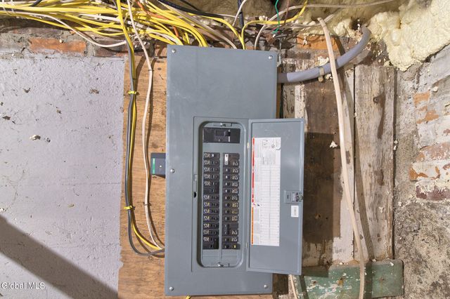 95 Johnston Avenue, Cohoes, NY 12047