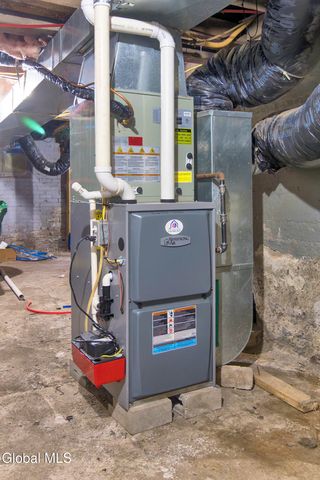 95 Johnston Avenue, Cohoes, NY 12047