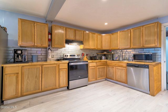 95 Johnston Avenue, Cohoes, NY 12047