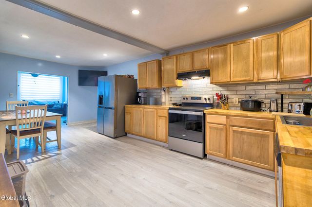 95 Johnston Avenue, Cohoes, NY 12047