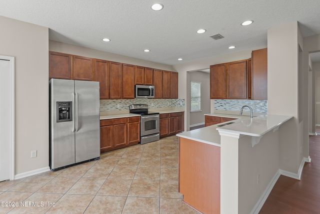 4679 PINE LAKE Drive, Middleburg, FL 32068