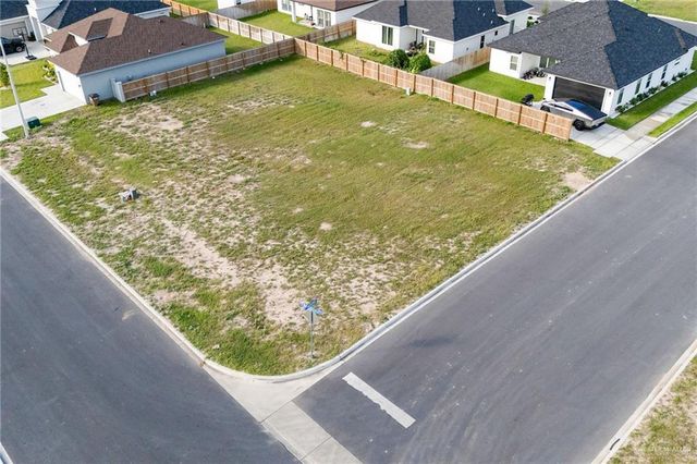 917 N Brushfield Avenue, Edinburg, TX 78541