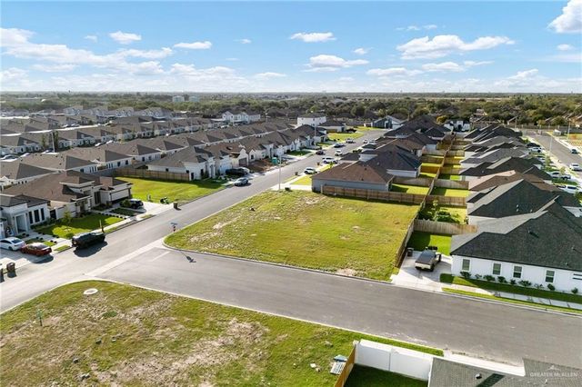 917 N Brushfield Avenue, Edinburg, TX 78541