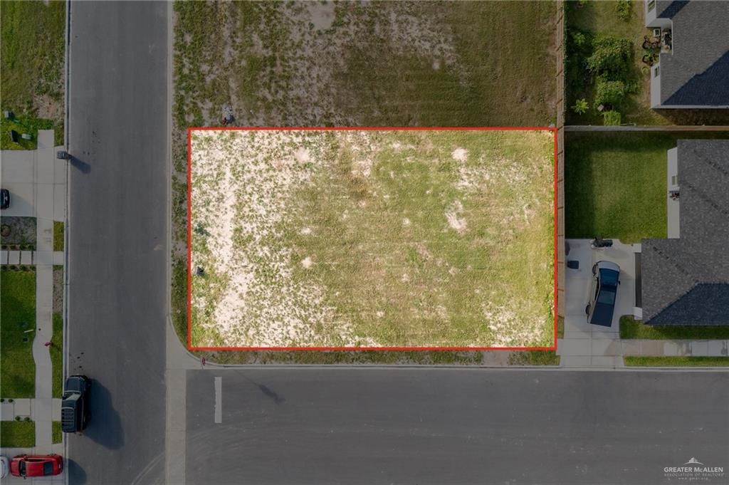 917 N Brushfield Avenue, Edinburg, TX 78541