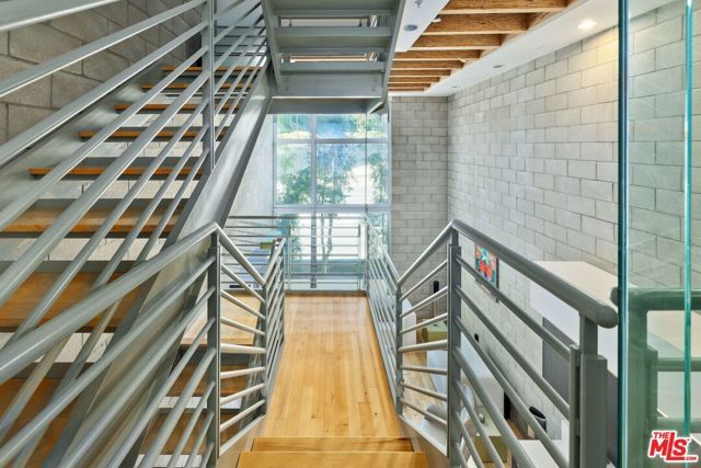 3450 Cahuenga Boulevard 902, Los Angeles, CA 90068