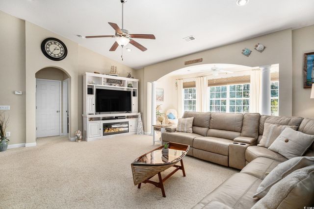 508 Vermillion Dr., Little River, SC 29566