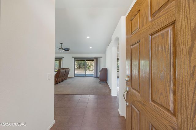 62574 E Northwood Road, Tucson, AZ 85739